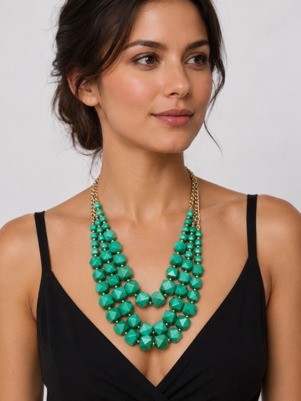 Charming Charlie Chunky Necklace Green Acrylic